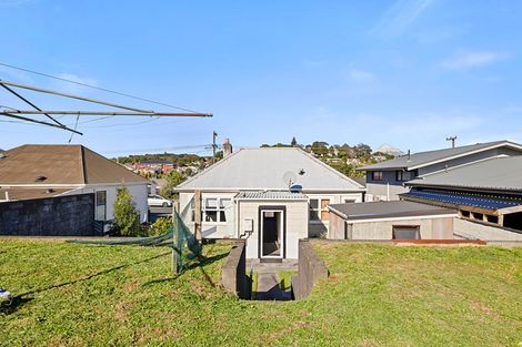 Photo of property in 94 Young Street, New Plymouth, 4310