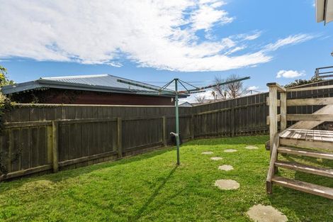 Photo of property in 4a Tarawera Road, Johnsonville, Wellington, 6037