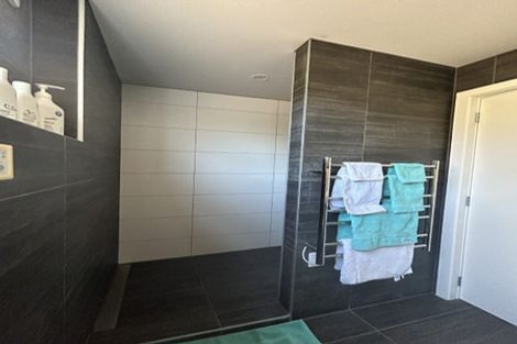 Photo of property in 21 Jackson Street, Island Bay, Wellington, 6023