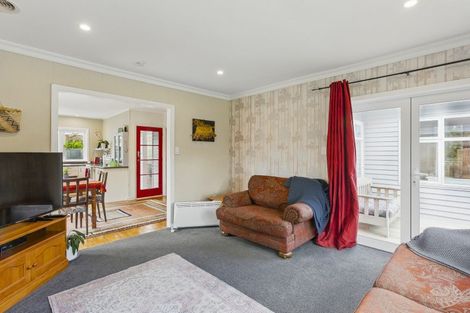 Photo of property in 31 Elizabeth Street, Waikanae, 5036