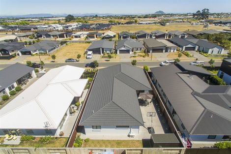 Photo of property in 101 Coast Boulevard, Papamoa Beach, Papamoa, 3118