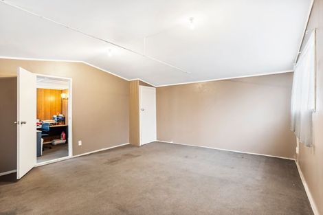 Photo of property in 17 Albion Place, Papakura, 2110