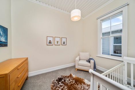 Photo of property in 8 Morley Street, New Plymouth, 4310