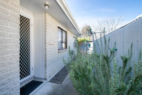 Photo of property in 2/407 Whitehead Road, Hastings, 4122