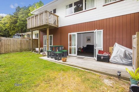 Photo of property in 2/54 Akatarawa Road, Brown Owl, Upper Hutt, 5018
