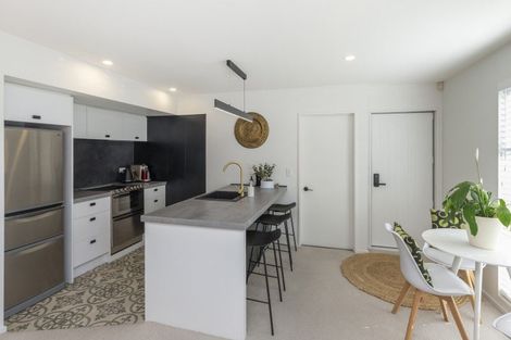 Photo of property in 76 Canon Street, St Albans, Christchurch, 8014