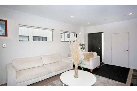 Photo of property in 57 John Gray Street, Papakura, 2110