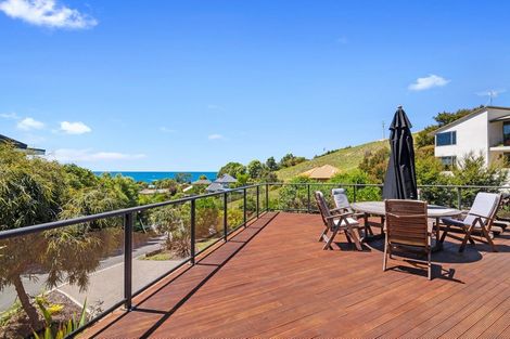 Photo of property in 32 Kotare Place, Kaiteriteri, Motueka, 7197