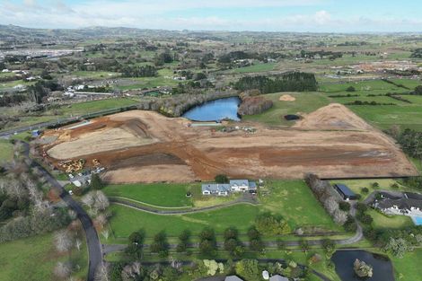 Photo of property in 6 Burberry Road, Karaka, Drury, 2578