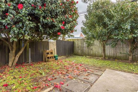 Photo of property in 4/3 Alana Place, Mount Wellington, Auckland, 1060