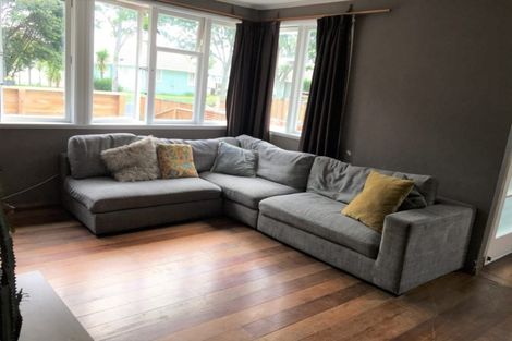 Photo of property in 10 Kenney Crescent, Fairfield, Hamilton, 3214