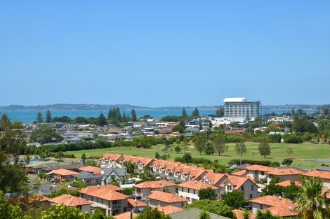 Photo of property in 11b Orewa Heights Crescent, Orewa, 0931