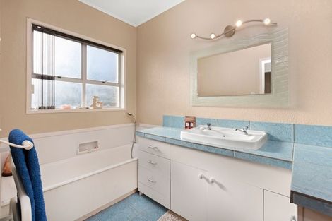 Photo of property in 1 Tamihana Avenue, Huntly, 3700