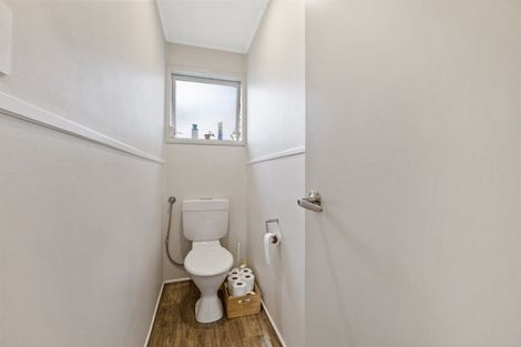 Photo of property in 8a Elm Grove, Westown, New Plymouth, 4310