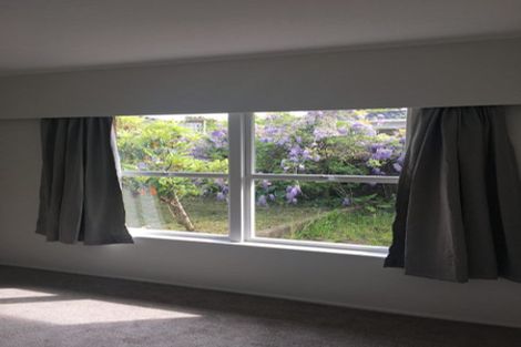 Photo of property in 1/16 Kapiti Place, Sunnynook, Auckland, 0620