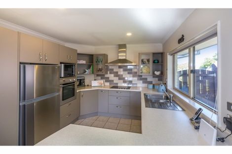 Photo of property in 21b Pine Avenue, New Brighton, Christchurch, 8061