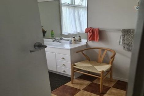 Photo of property in 136 Russell Street, Westport, 7825