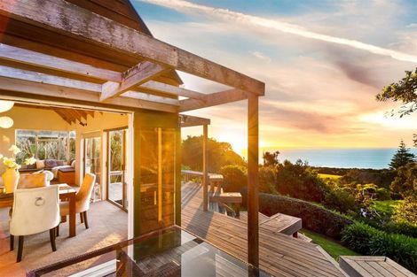 Photo of property in 28 Edwin Mitchelson Road, Muriwai, Waimauku, 0881