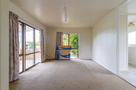 Photo of property in 6 Nearco Street, Randwick Park, Auckland, 2105