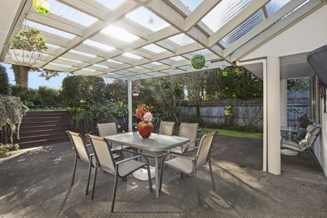 Photo of property in 65 The Glade South, Pukekohe, 2120
