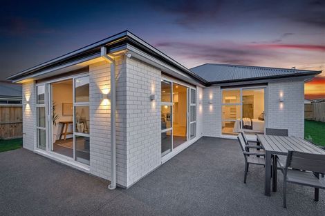 Photo of property in 17 Cork Street, Halswell, Christchurch, 8025