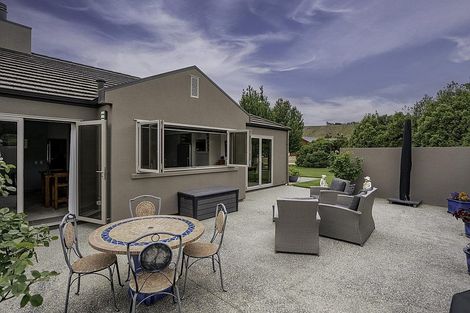 Photo of property in 21 Pisa Moorings Road, Mount Pisa, Cromwell, 9383