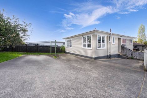 Photo of property in 53 Union Road, Howick, Auckland, 2014