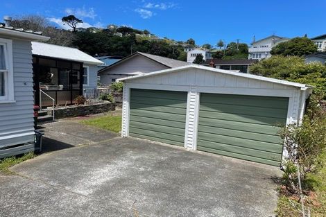 Photo of property in 19 Petherick Crescent, Johnsonville, Wellington, 6037