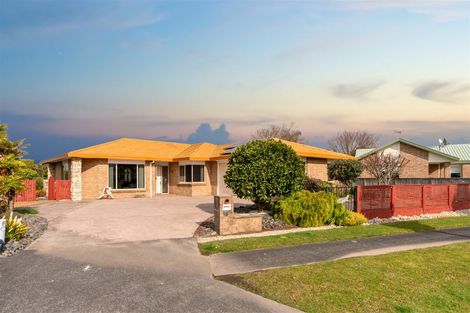 Photo of property in 10 Anchor Close, Flagstaff, Hamilton, 3210