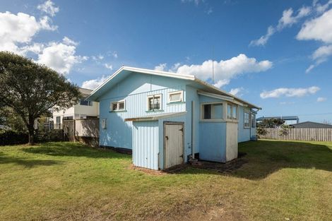 Photo of property in 283 Seaforth Road, Waihi Beach, 3611