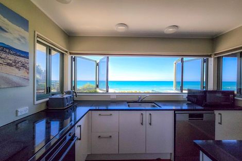 Photo of property in 167 Pukehina Parade, Pukehina, 3189
