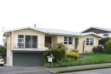 Photo of property in 15 Puriri Crescent, Lansdowne, Masterton, 5810