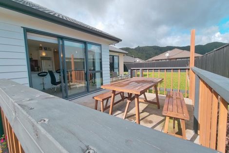 Photo of property in 13 Filmer Crescent, Wallaceville, Upper Hutt, 5018