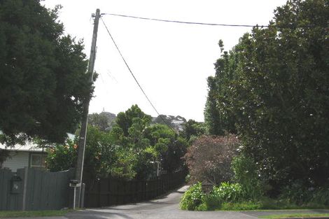 Photo of property in 2/44 Sunnynook Road, Sunnynook, Auckland, 0620