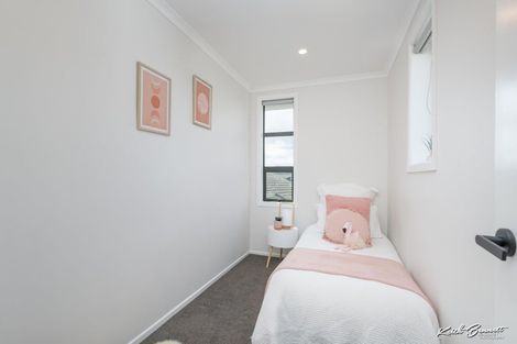 Photo of property in 54 Matatiro Street, Titahi Bay, Porirua, 5022