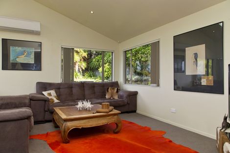 Photo of property in 6/92 Wakeman Road, Acacia Bay, Taupo, 3330