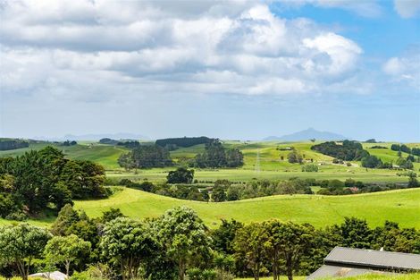 Photo of property in 175 Brooks Road, Waipu, 0582