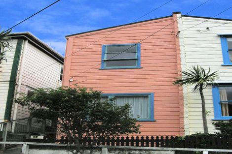 Photo of property in 34 Edinburgh Terrace, Berhampore, Wellington, 6023
