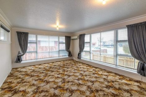 Photo of property in 141 Yaldhurst Road, Sockburn, Christchurch, 8042