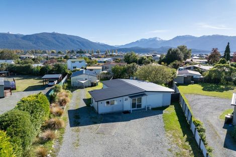 Photo of property in 21 Mackinnon Loop, Te Anau, 9600