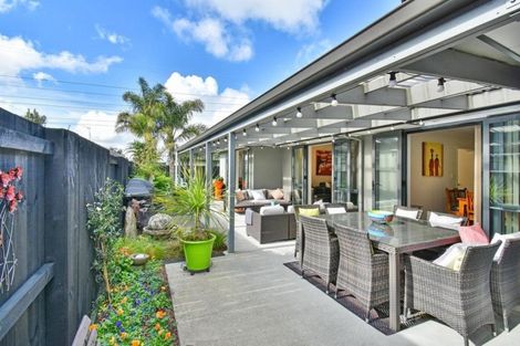 Photo of property in 24 Silkwood Crescent, Karaka, Papakura, 2113