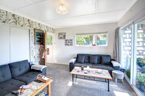 Photo of property in 10 Rimu Street, Kaka Point, Balclutha, 9271