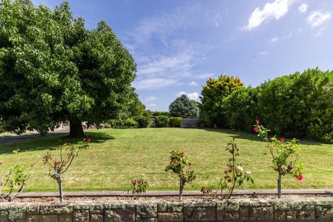 Photo of property in 233 Kenilworth Road, Mayfair, Hastings, 4122