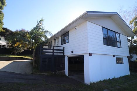 Photo of property in 9 Elizabeth Drive, West Harbour, Auckland, 0618