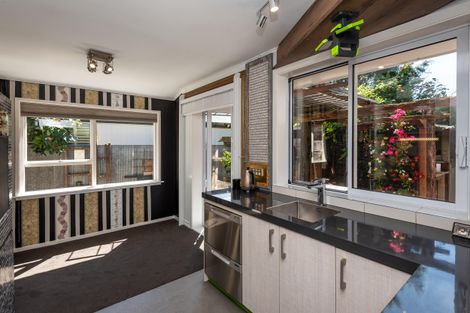 Photo of property in 2/50 Cranford Street, St Albans, Christchurch, 8014