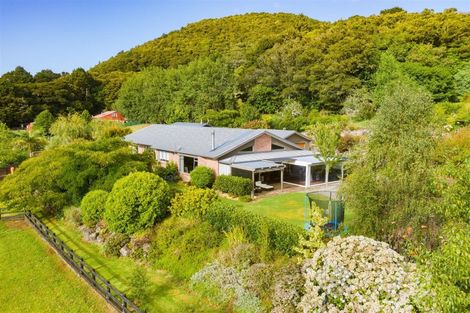 Photo of property in 52 Garden Hill Lane, Maungatapere, Whangarei, 0179
