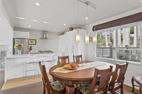 Photo of property in 1/27 Park Rise, Campbells Bay, Auckland, 0630