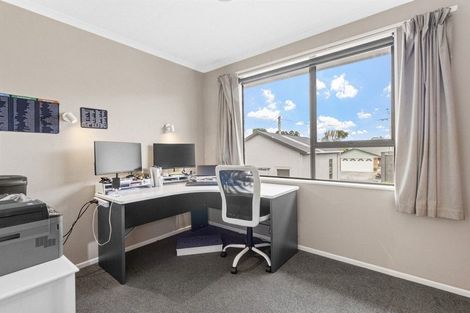 Photo of property in 23b Stoke Street, Westown, New Plymouth, 4310