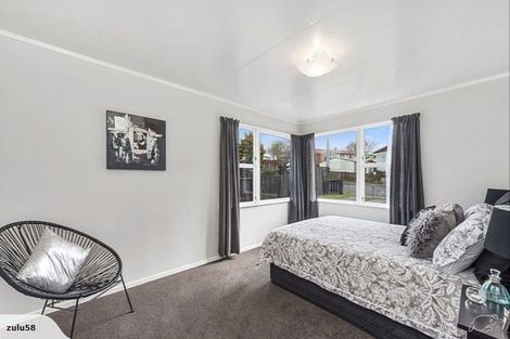 Photo of property in 463 Kahikatea Drive, Dinsdale, Hamilton, 3204