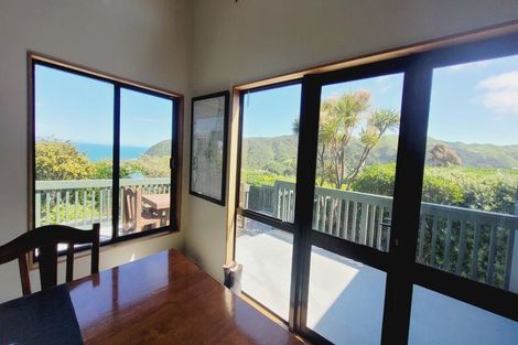 Photo of property in 55 Gordon Road, Plimmerton, Porirua, 5026